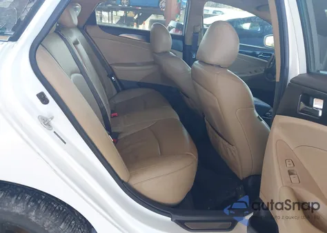 2013 Hyundai Sonata Limited 2.0T z USA, uszkodzony, nr VIN 5NPEC4AB1DH672761